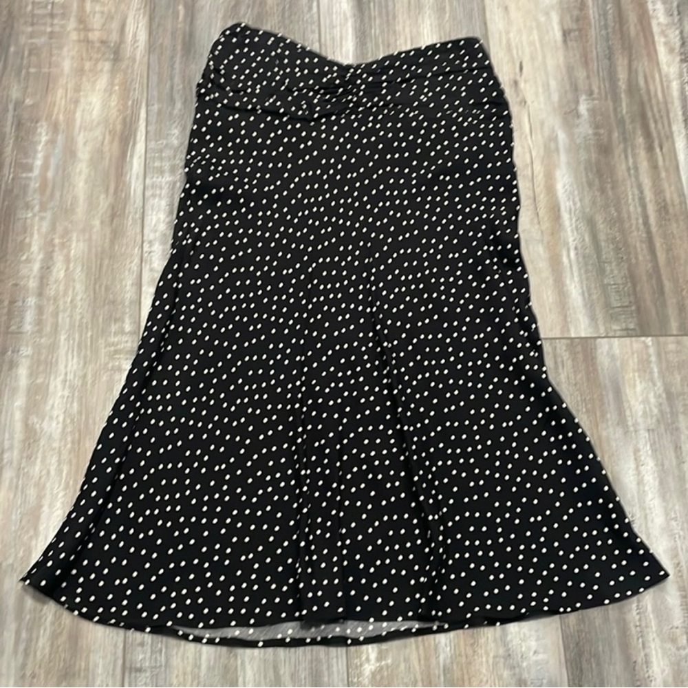 Reformation black and white polkadot skirt size 4